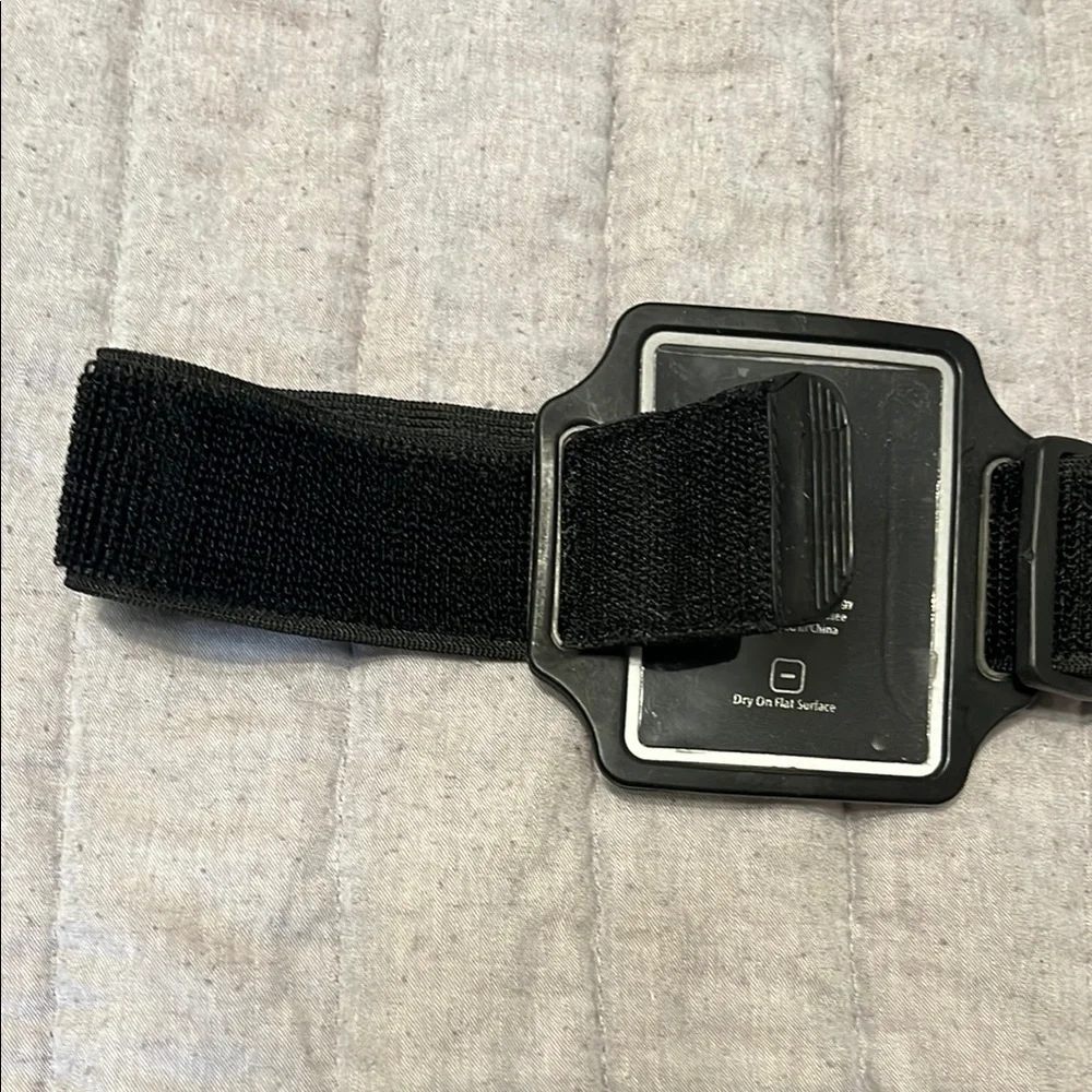 Armband for Electronics